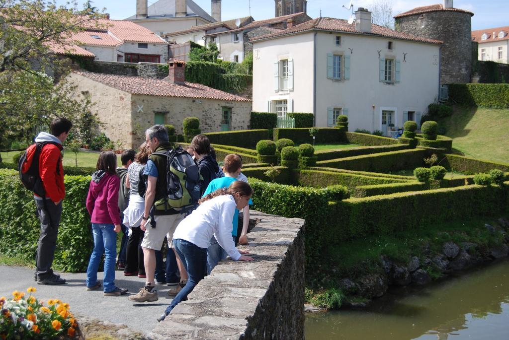 La Girouette Hotel Vouvant ภายนอก รูปภาพ